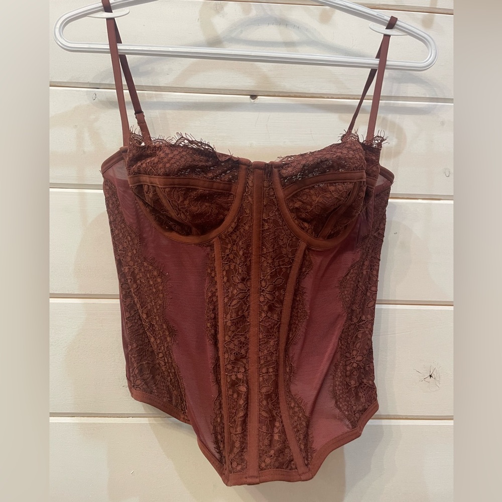 Viral urban outfitters top Large like new